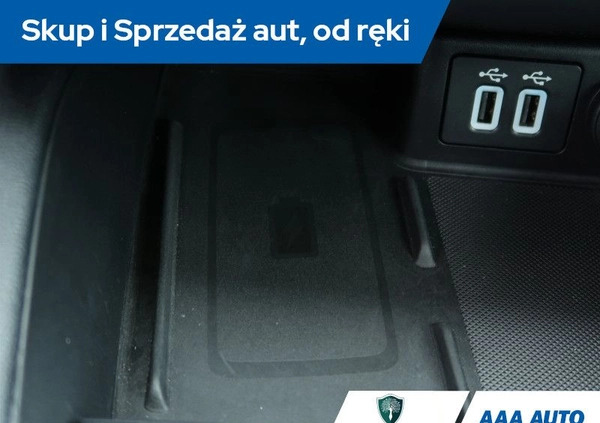 Ford Kuga cena 98000 przebieg: 64324, rok produkcji 2020 z Szczecinek małe 436